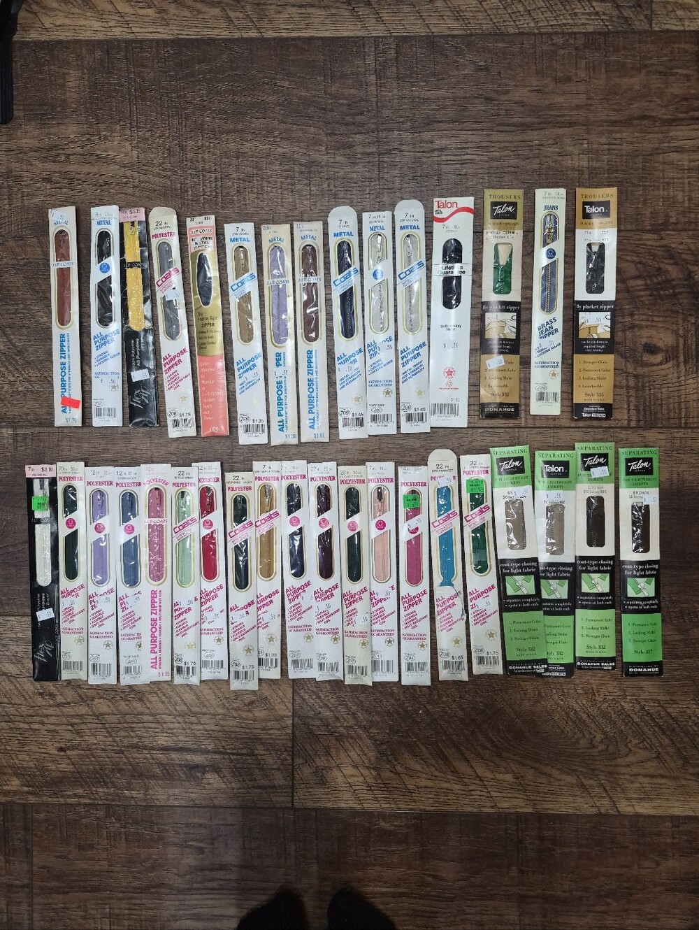 New Oldstock Talon J&P Coats & Clark Metal & Poly Zippers Lot Of 35 Assorted